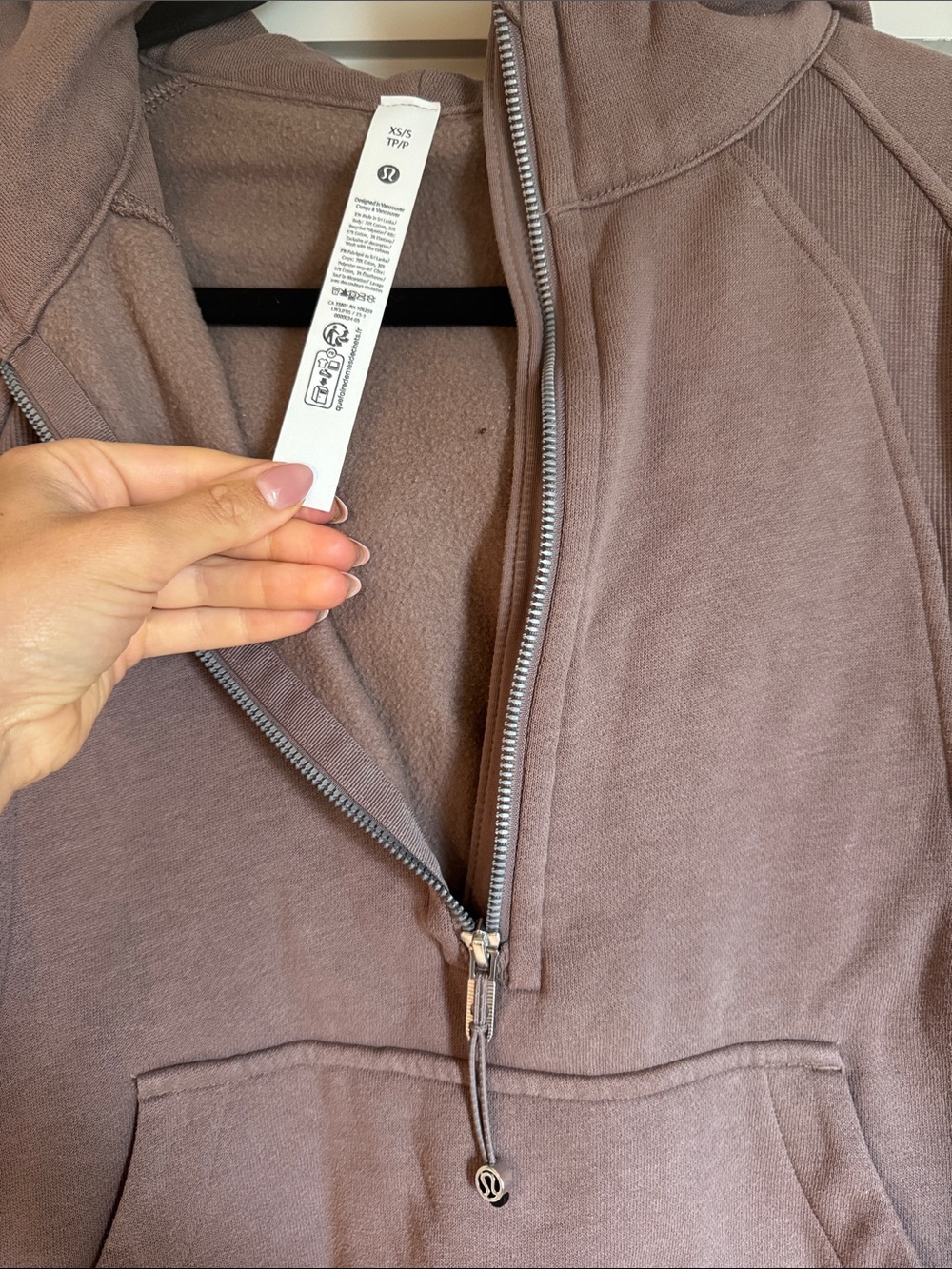 lululemon athletica Women's Taupe Half-Zip Hoodie - Picture 2 of 3